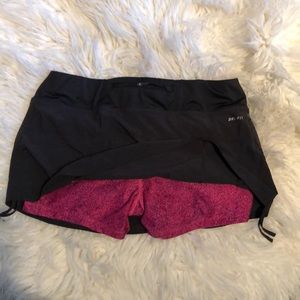 Nike dri fit workout skirt